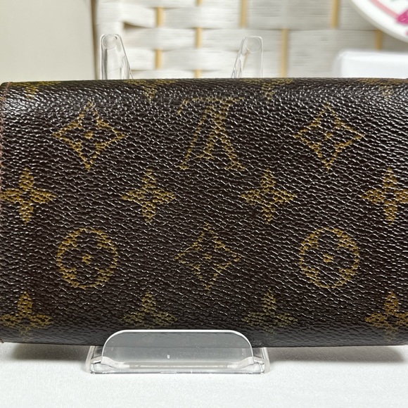 Louis Vuitton WOC— Vintage Porte-Monnaie Tresor Wallet- 2003 - Picture 8 of 16